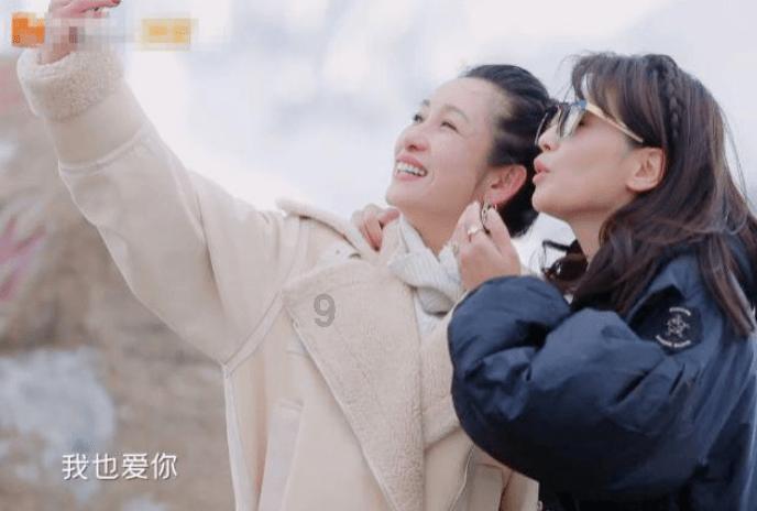 一站式问答网站你介意你的另一半在朋友圈秀恩爱吗?,专业解答你的问题
