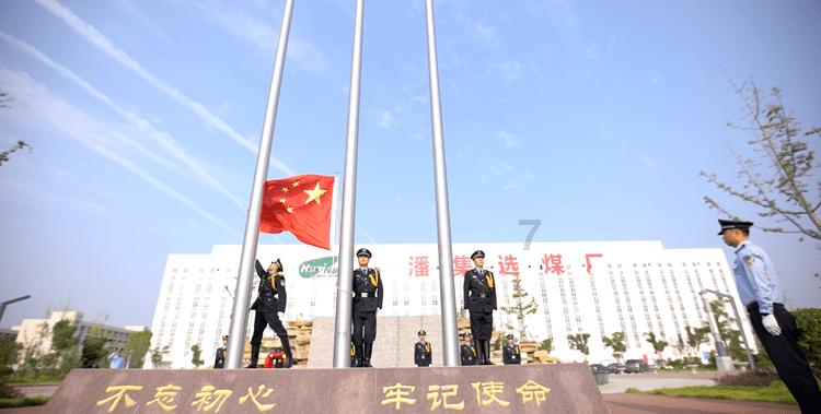 一百块钱一个的清代瓷器：豆青釉盘子