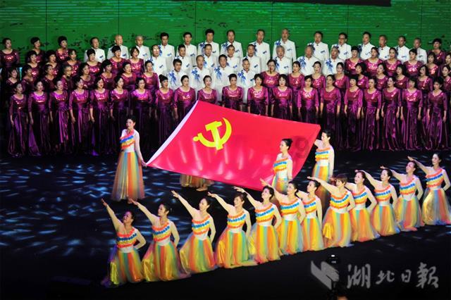 民国最绝情父亲,因厌恶原配,连原配生的亲儿子都不想搭理