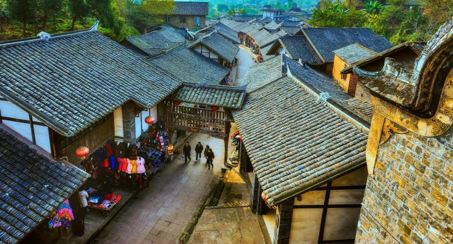 每日经济新闻联合兰州警方,急寻《麦路人》《诗人》《痞子爱人》等12部影片的投资人!你们可能遭遇诈骗了