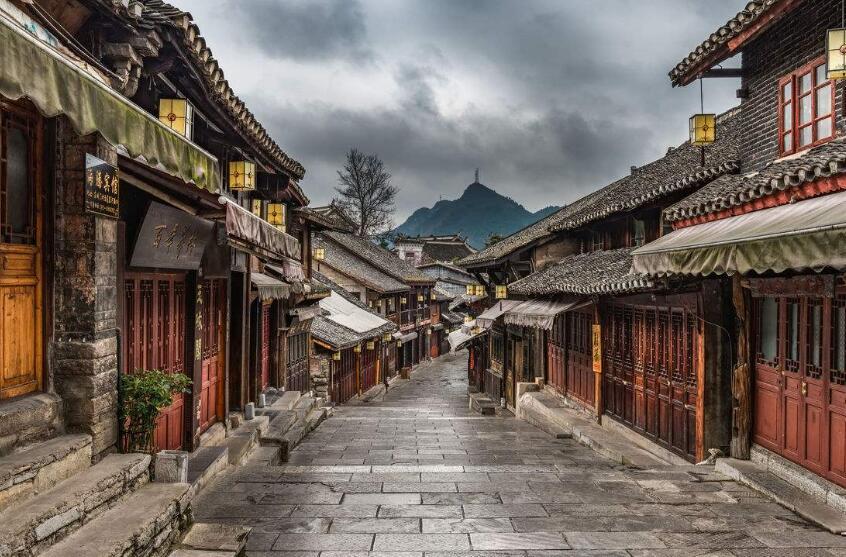 差距!山东男篮末节崩盘输球!丁伟赛后发言引不满,邱彪发言谦虚至极